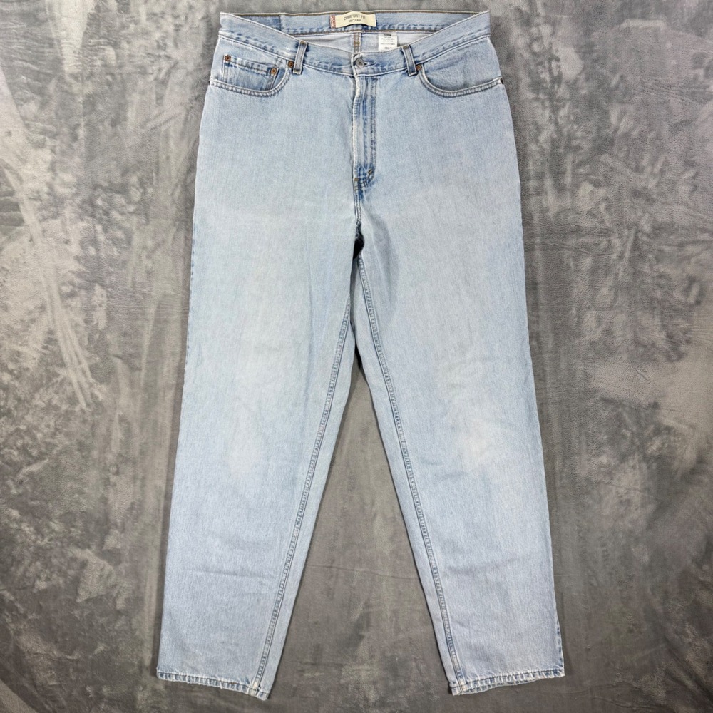 VIntage Levi's 560 Comfort Fit Jeans Men's Size 36x34 Blue Light Wash Relaxed